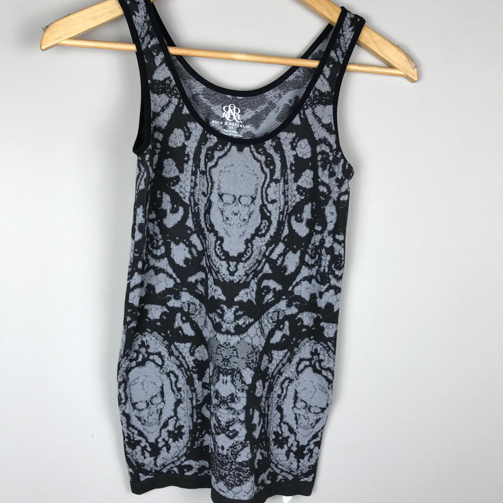 🌴 Rock & Republic Sz XS knit Tank